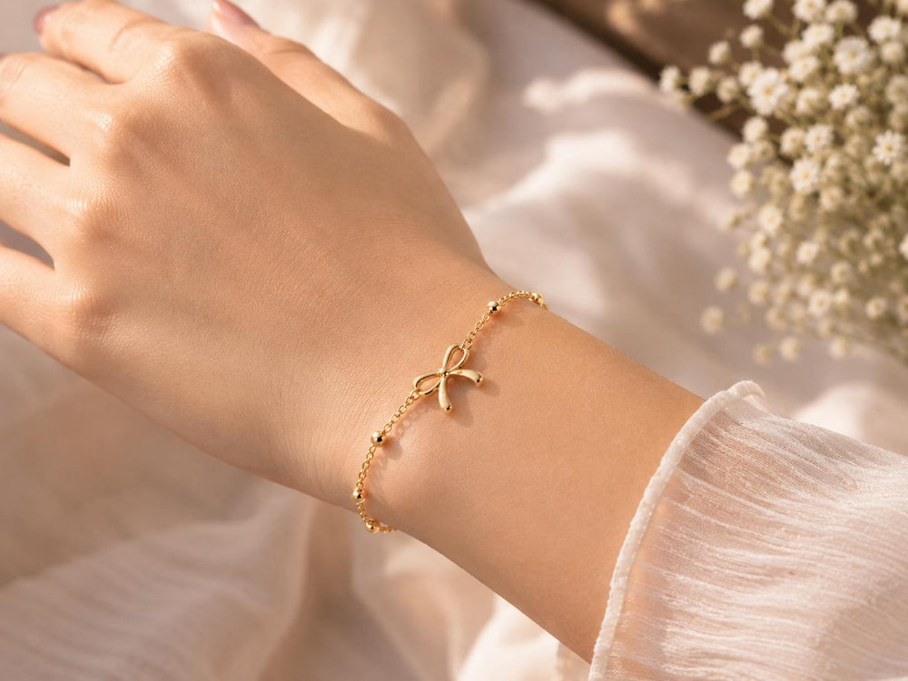 Gold Bow Chain Bracelet