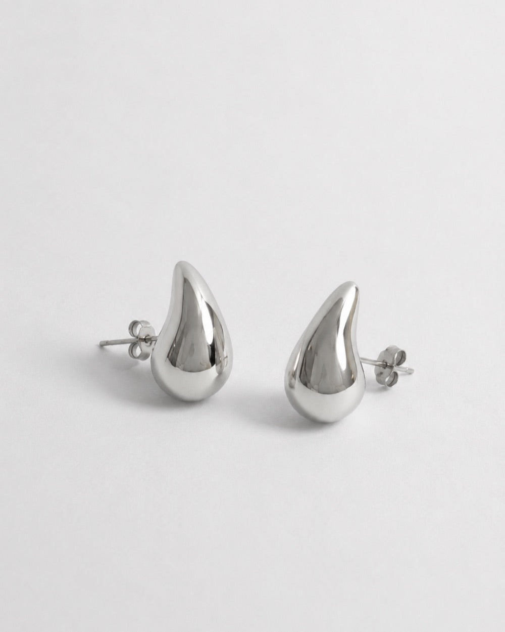 Goutte Dome Stud