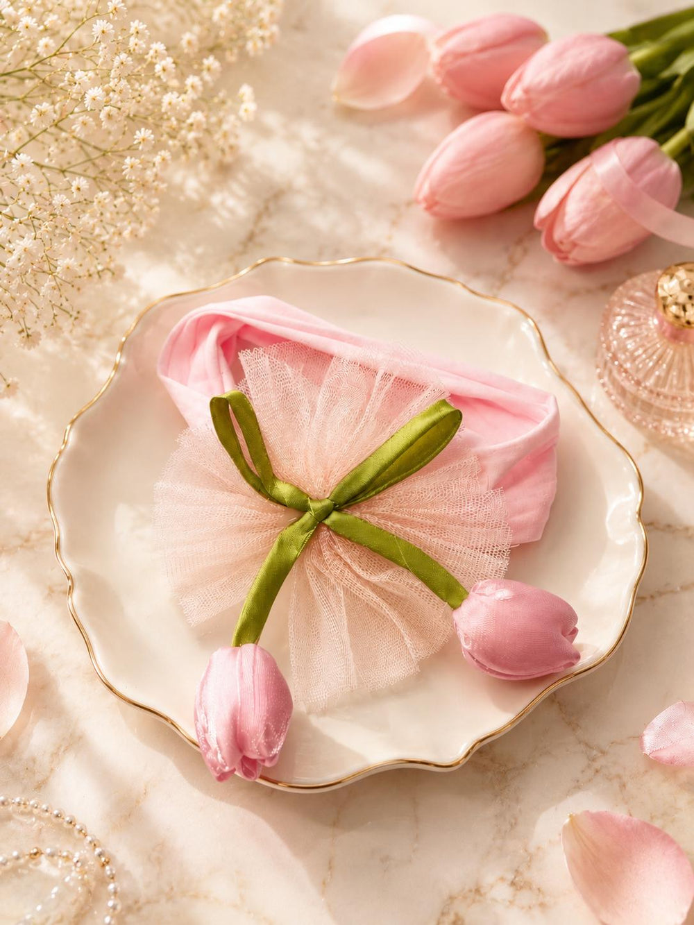 Tulle tulip bow headband pink on plate