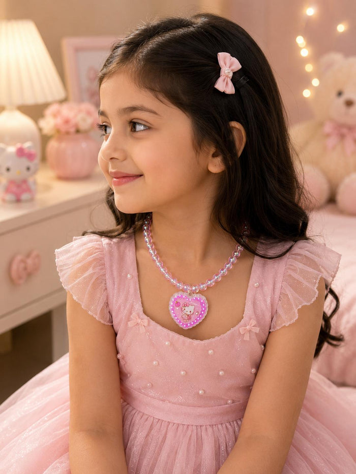 Hello Kitty necklace on child portrait