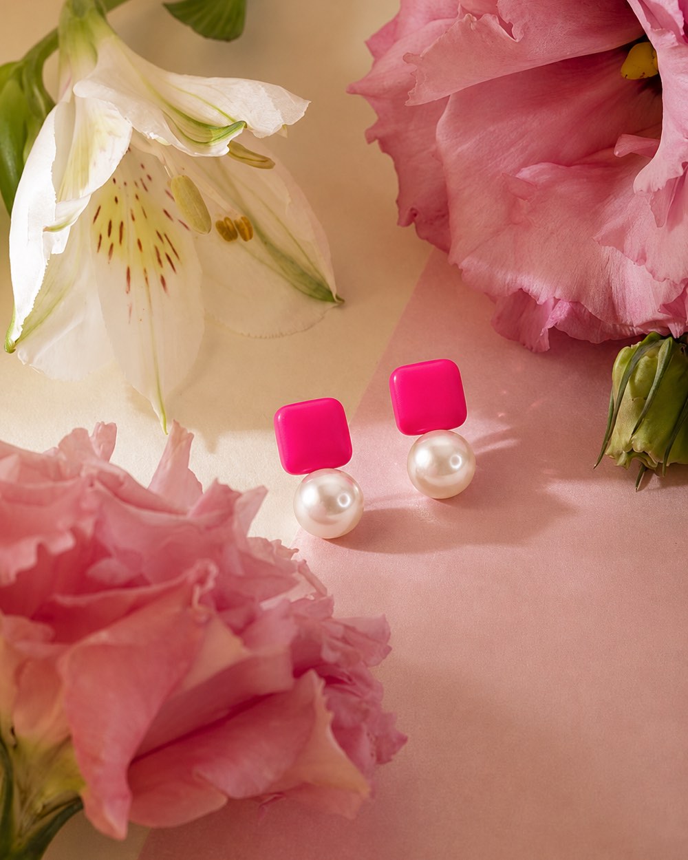 Perle Carré Stud