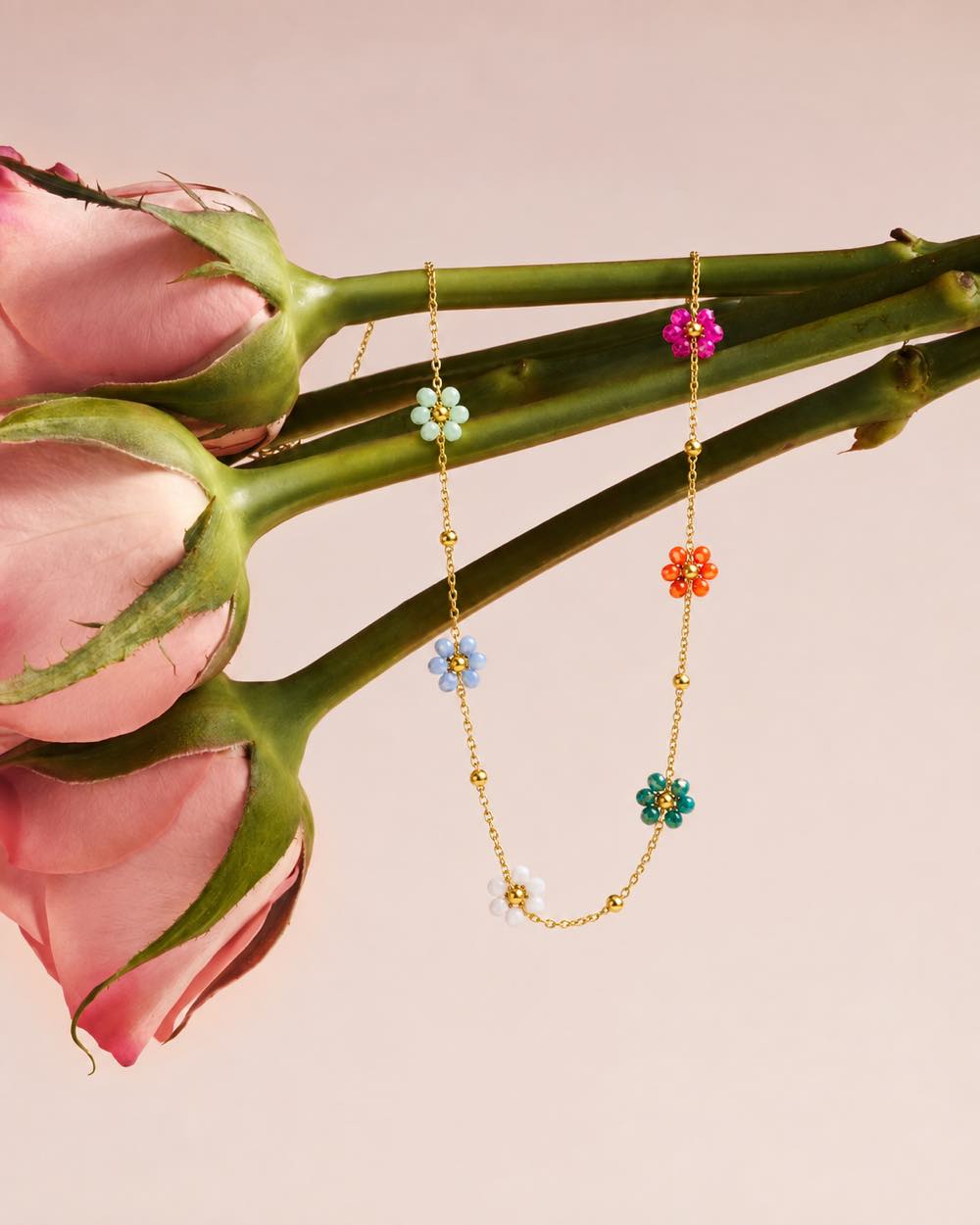 Fleurs Confetti Necklace