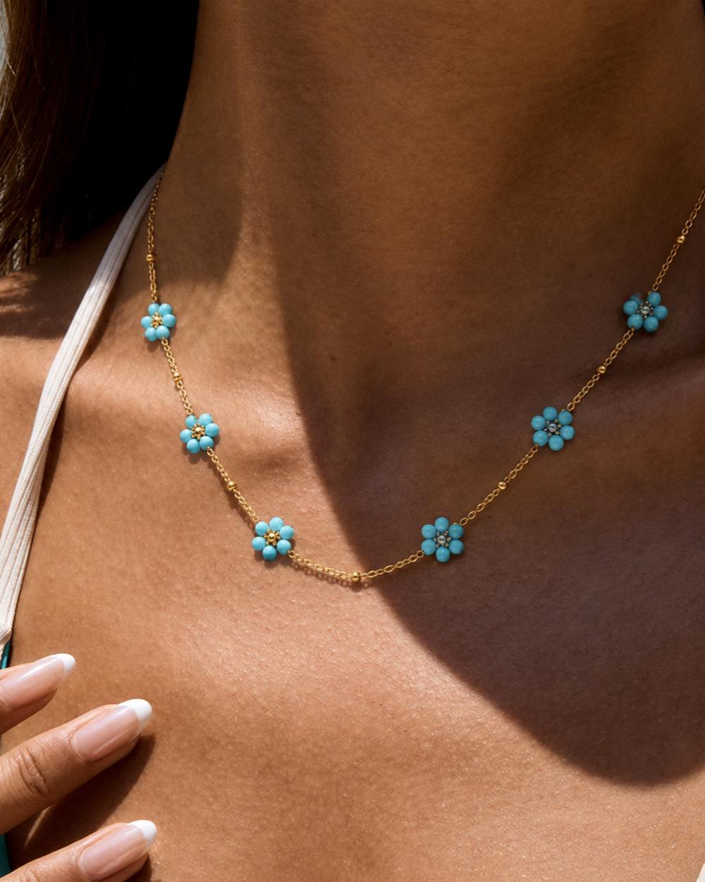 Fleurs Turquoise Necklace